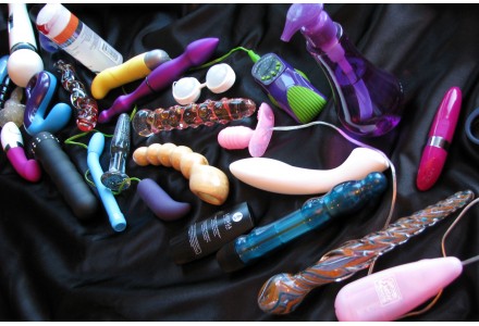 Материалы секс-игрушек и уход за ними