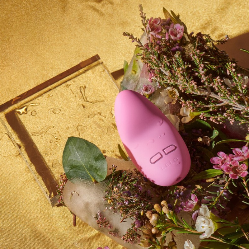 Lelo Lily 2 Pink - вибратор для клитора с ароматом розы и глицинии, светло-розовый