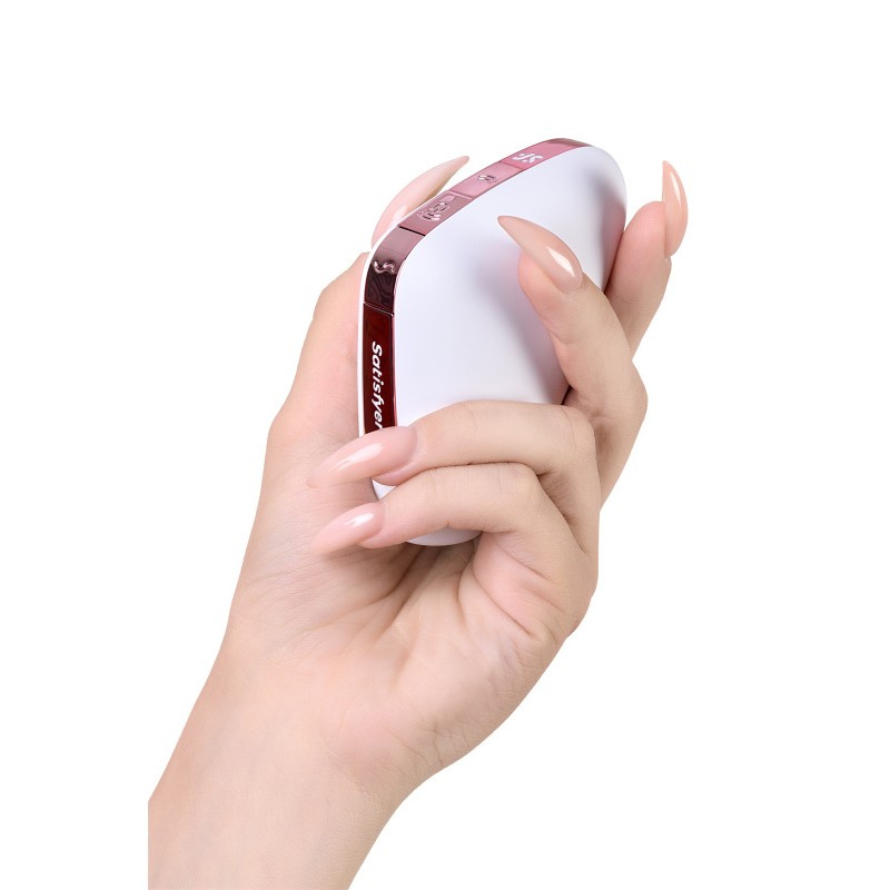 Вакуум-волновой стимулятор с вибрацией Satisfyer Love Triangle Connect App, силикон, белый, 8,8 см
