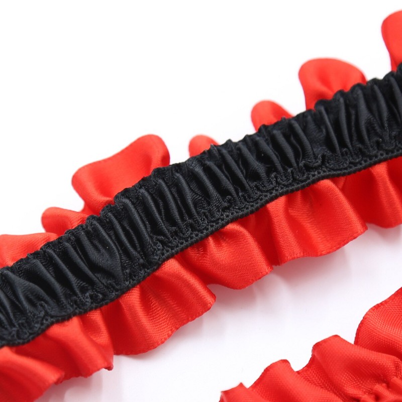 Атласные браслеты на резинке красно-черного цвета