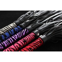 Черная плеть с розово-чёрной ручкой 39 см