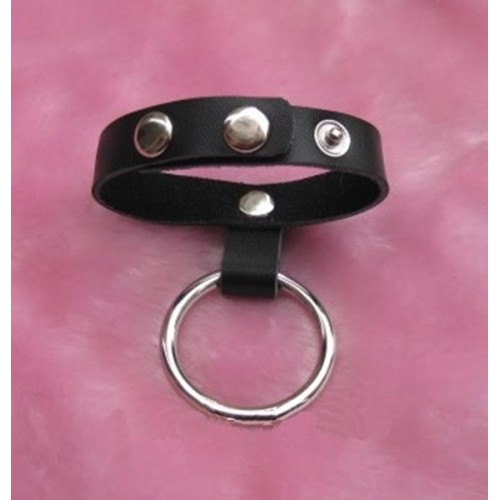 Металлическое кольцо на пенис с ремешком на кнопках