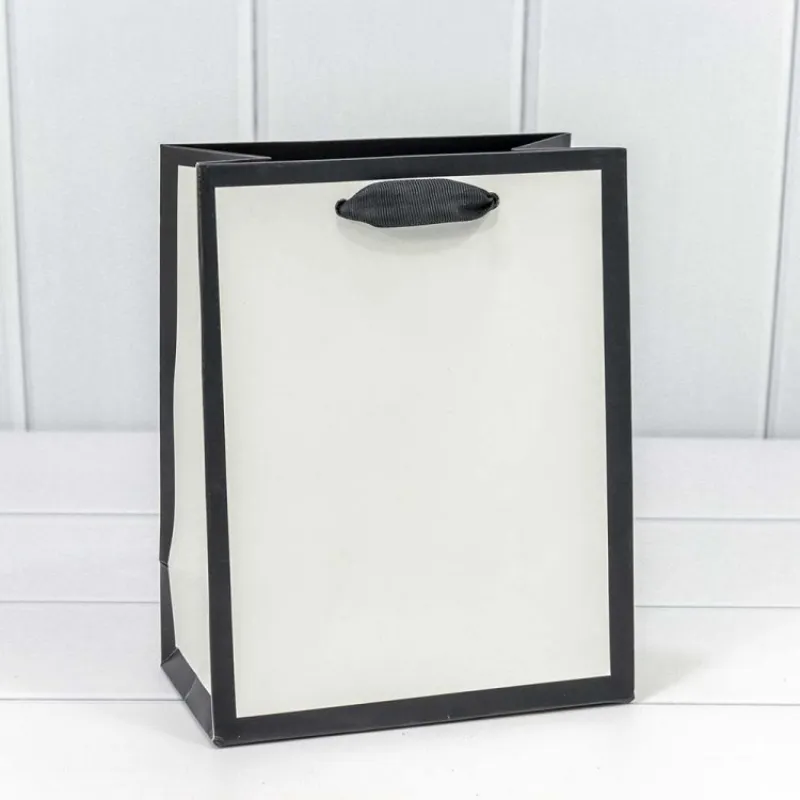 Адам и Ева Пакет подарочный Рамка широкая Белый/Чёрный 18*23*10 230г 1/20 1/360 — купить в Минске Изображение Адам и Ева Пакет подарочный Рамка широкая Белый/Чёрный 18*23*10 230г 1/20 1/360