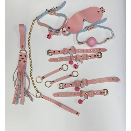 Фото Адам и Ева БДСМ набор Колокольчик розово-голубого цвета (наручники, кляп, паножи, ошейник, поводок, флогер, маска, два карабина)