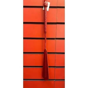 Стек контурный ручной работы из натуральной кожи красного цвета 50см.