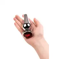 Фото Metal by TOYFA Анальная втулка Metal by TOYFA, металл, серебряная, с красным кристаллом,12 см, Ø 4 см, 195 г