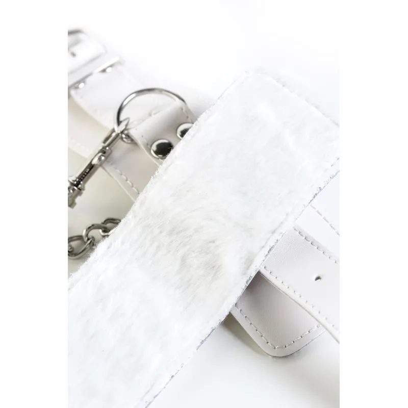 Фото Theatre by TOYFA Наручники TOYFA Theatre кожаные белые