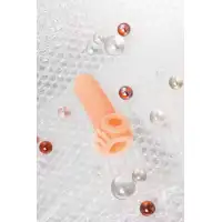 Фото KOKOS Насадка реалистичная KOKOS NUDE SLEEVE с дополнительной стимуляцией, TPE, телесная, 10 см