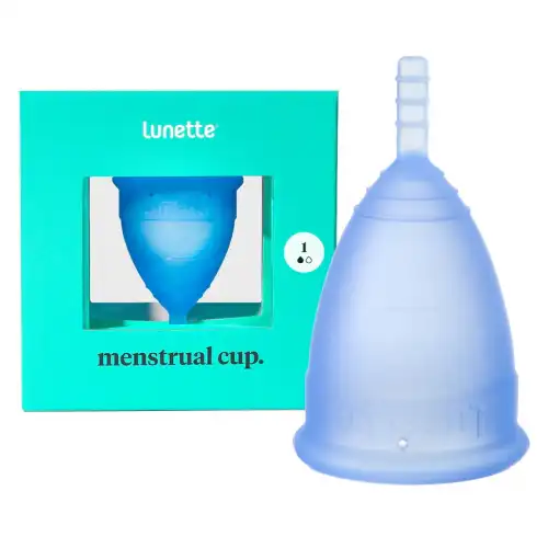 Изображение Lola Toys, Россия Синяя менструальная чаша Lunette Cup 25 мл