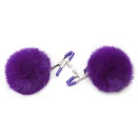 Фото KISSEXPO Зажимы на соски с фиолетовыми помпонами — купить в Минске | Адам и Ева
