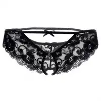 Изображение Erolanta Lingerie Черные кружевные трусики с миниатюрным колечком Erolanta Jennifer L