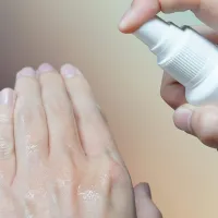 Фото PJUR, Германия Интимный очищающий спрей для тела и игрушек Pjur Med Clean Spray 100 мл