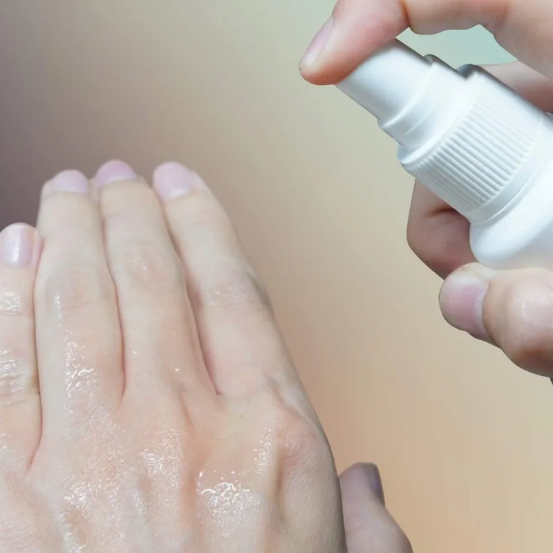 Фото PJUR, Германия Интимный очищающий спрей для тела и игрушек Pjur Med Clean Spray 100 мл