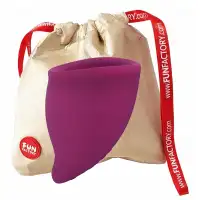 Fun Factory, Германия Менструальная чаша Fun Factory Fun Cup Size B 30 мл — купить в Минске Изображение Fun Factory, Германия Менструальная чаша Fun Factory Fun Cup Size B 30 мл