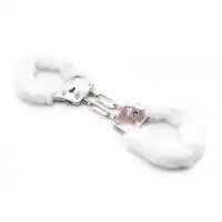 Фото PipeDream, США Наручники с белым мехом FF Beginners Furry Cuffs-White