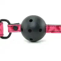 Фото  Дизайнерский дышащий красный кляп Luxury Fetish Ballgag