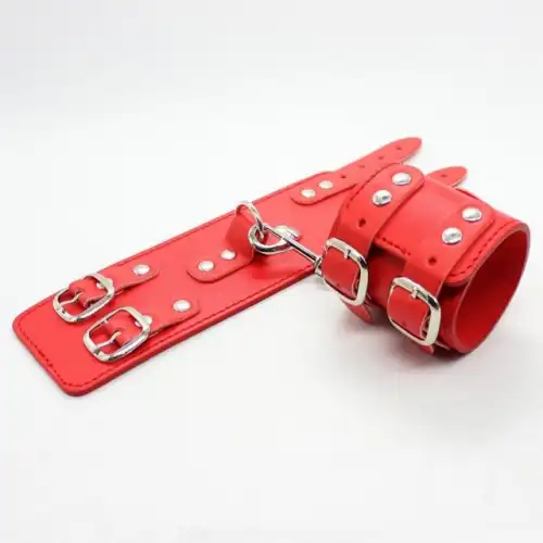 Изображение  Широкие наручники с карабином - red