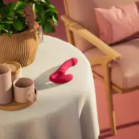Фото Lovense, США Гибкий безремневой смарт-страпон Lovense Lapis 23 см