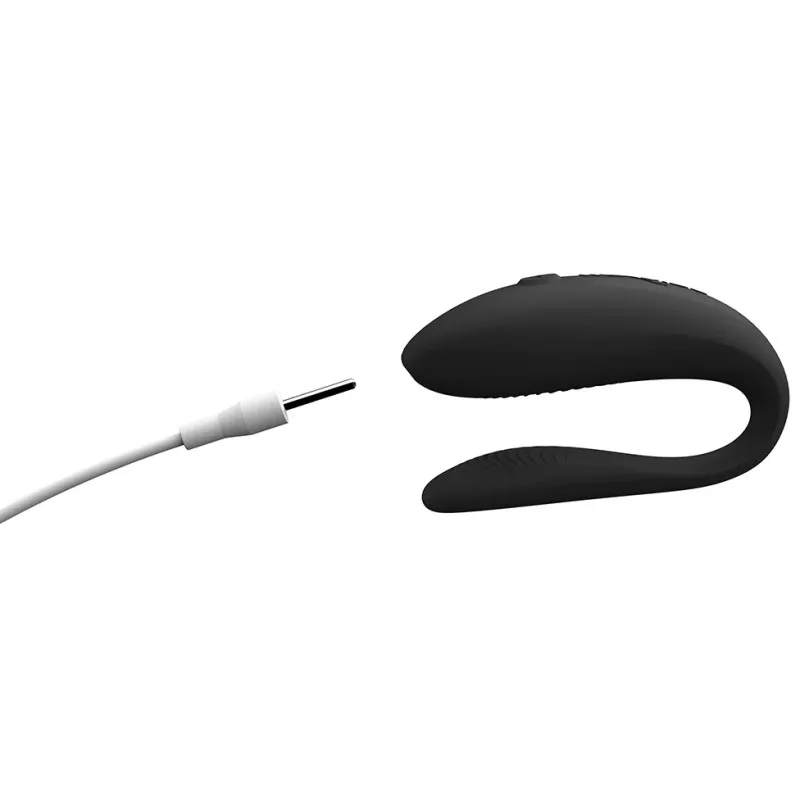 Фото Fifty Shades of Grey, Великобритания Набор для пар Moving As One Fifty Shades of Grey со смарт-вибратором для пар We-Vibe Sync Lite