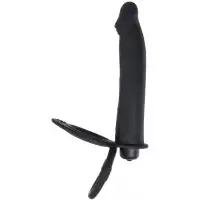 Изображение TOYFA Basic Черная вибронасадка на пенис для двойного проникновения BlackRed by Toyfa 19 см