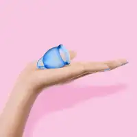 Фото Satisfyer, Германия Набор менструальных чаш Satisfyer Feel Confident, синий