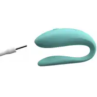 Фото We-Vibe, Канада Смарт-вибратор для пар We-Vibe Sync Lite мятный