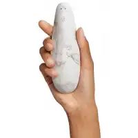 Фото Womanizer, Германия Бесконтактный стимулятор клитора Womanizer Marilyn Monroe White Marble​