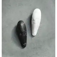Изображение Womanizer, Германия Бесконтактный стимулятор клитора Womanizer Marilyn Monroe Black Marble​