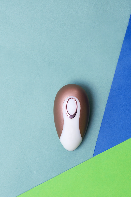 Фото Satisfyer, Германия Вакуум-волновой бесконтактный стимулятор клитора Satisfyer Pro Deluxe NG, силикон, розовый, 11 см.
