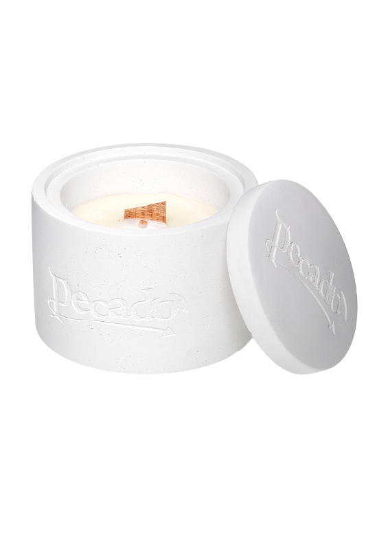 Фото PECADO B.D.S.M Ароматическая свеча Рecado, Magnolia & Peonies, круглая с крышкой