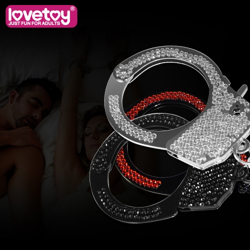 Фото Lovetoy, Китай Черно-серебристые наручники со стразами Fetish Pleasure