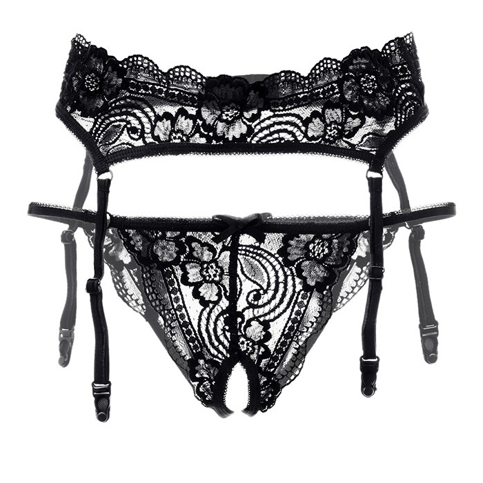 Изображение Erolanta Lingerie Эротический комплект: пояс для чулок и трусики с доступом черные р-р 50-52