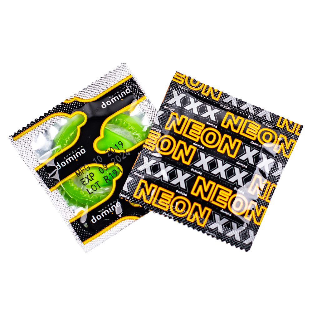 Изображение Luxe Светящиеся в темноте презервативы Domino Neon Green №3