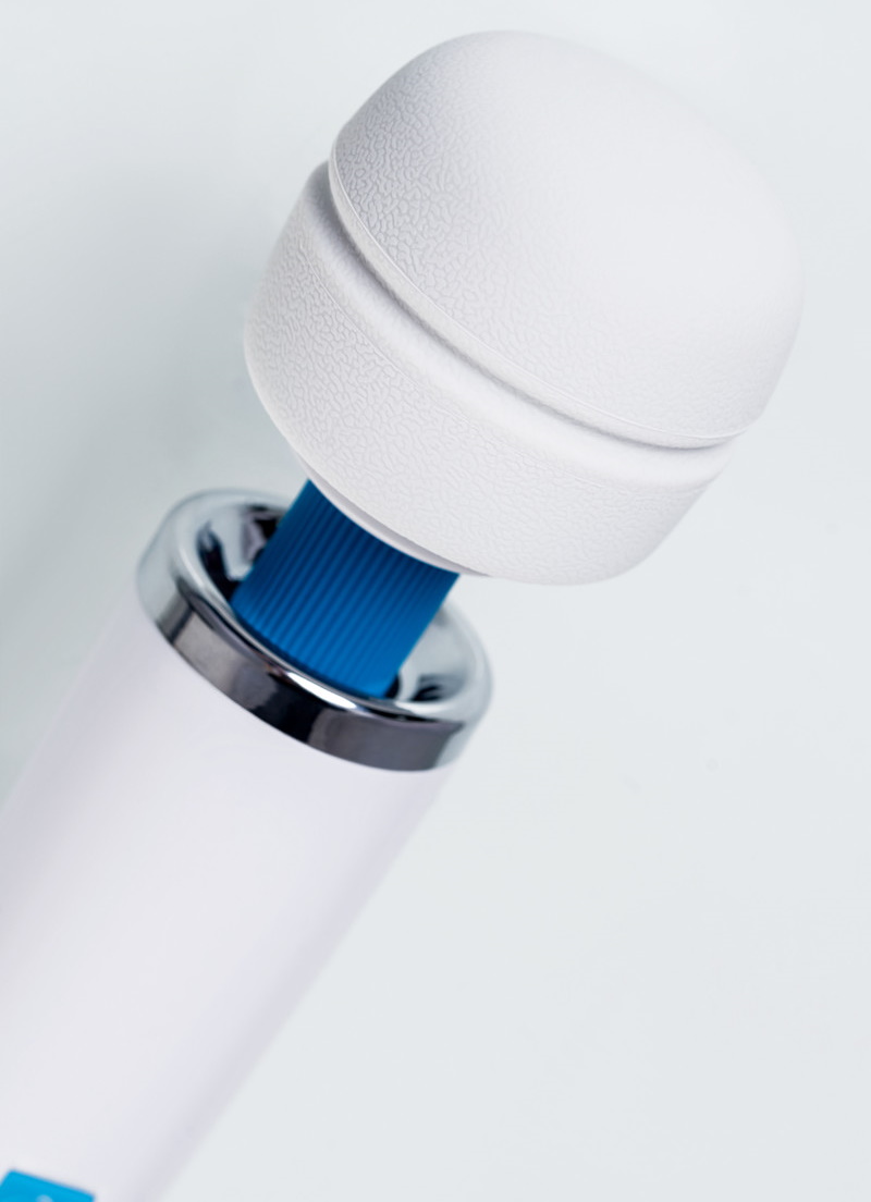 Фото Magic Wand Вибромассажер Magic Wand Europe 220-230V