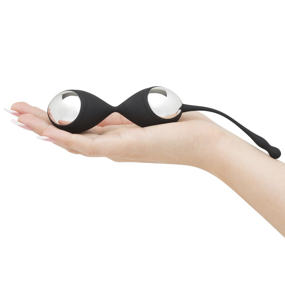 Фото Fifty Shades of Grey, Великобритания Металлические вагинальные шарики Shades of Grey Inner Goddess Kegel Toner