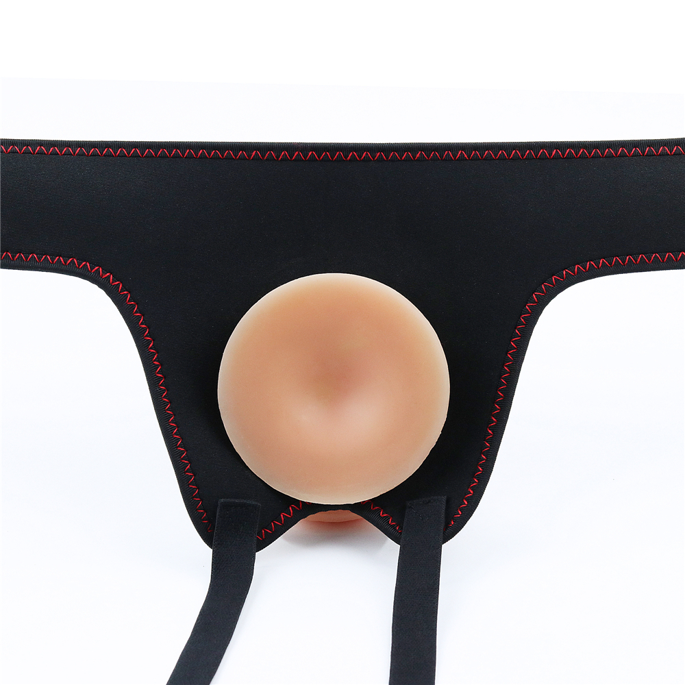 Фото Lovetoy, Китай Реалистичный страпон на черных трусиках Easy Strapon Set 19 см