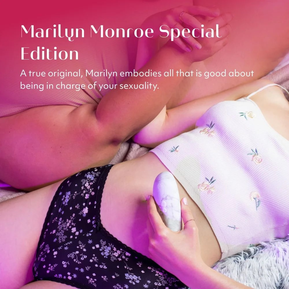 Фото Womanizer, Германия Бесконтактный стимулятор клитора Womanizer Marilyn Monroe White Marble​