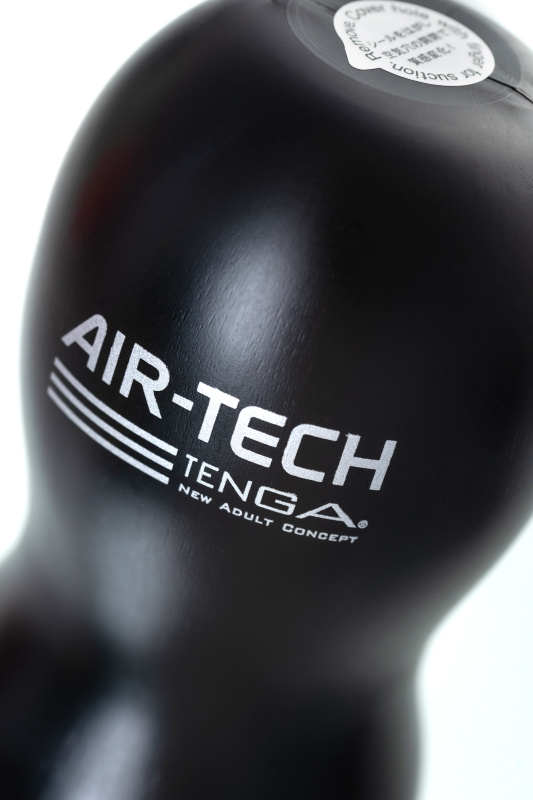 Фото Tenga, Япония Нереалистичный мастурбатор TENGA  Air-Tech Strong, TPE, белый, 15,5 см