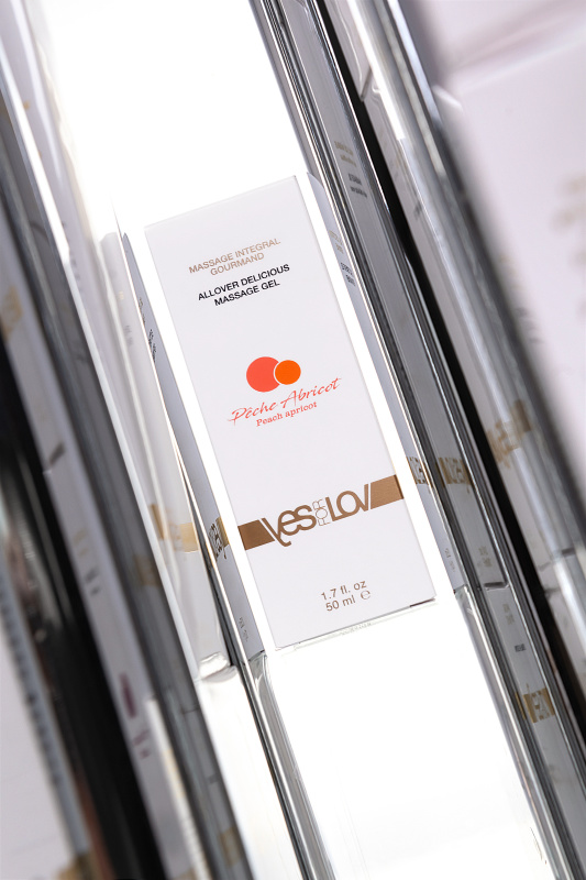 Фото YESforLOV (Франция) Массажный гель YESforLOV Allover delicious, с ароматом персика и абрикоса, 50 мл