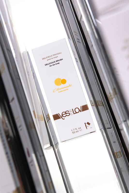 Фото YESforLOV (Франция) Гель для поцелуев YESforLOV Delicious brush, с кисточкой, со вкусом лимонада, 50 мл